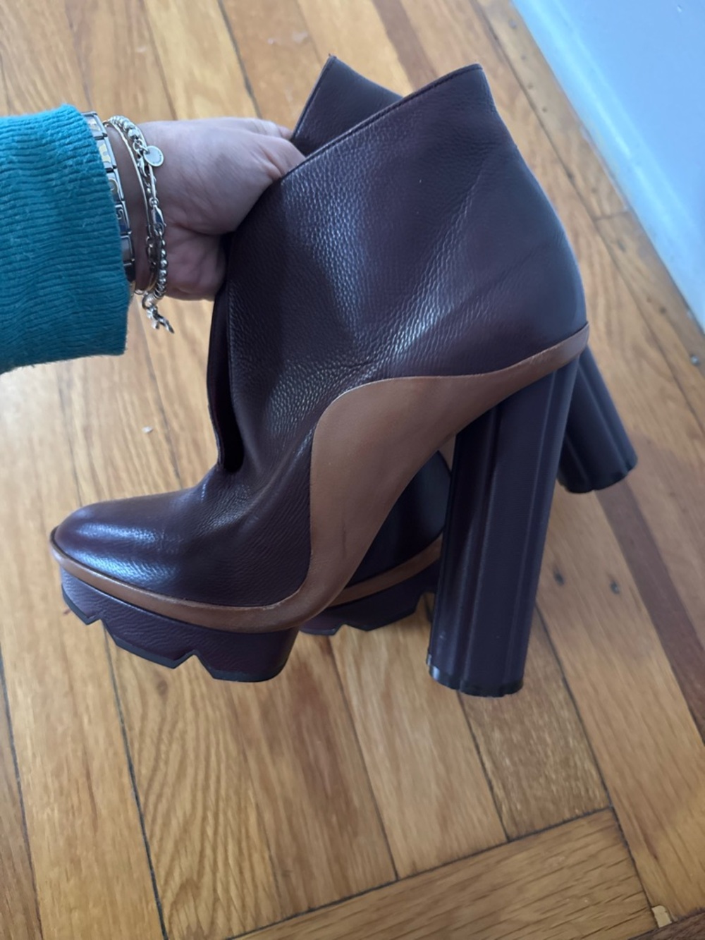 Ferragamo Burgundy Leather High-Heel Ankle Boots - Picture 5 of 10